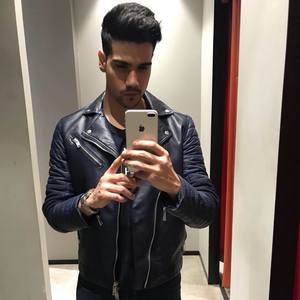 Meet your Posher, Masood